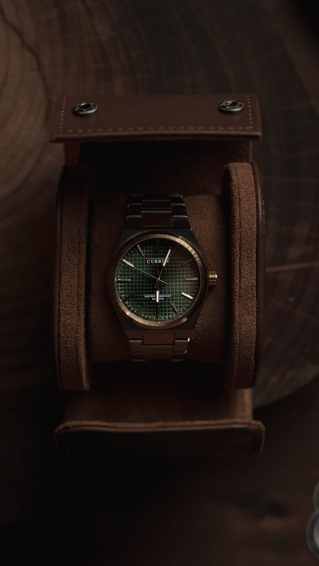 Watch Curren