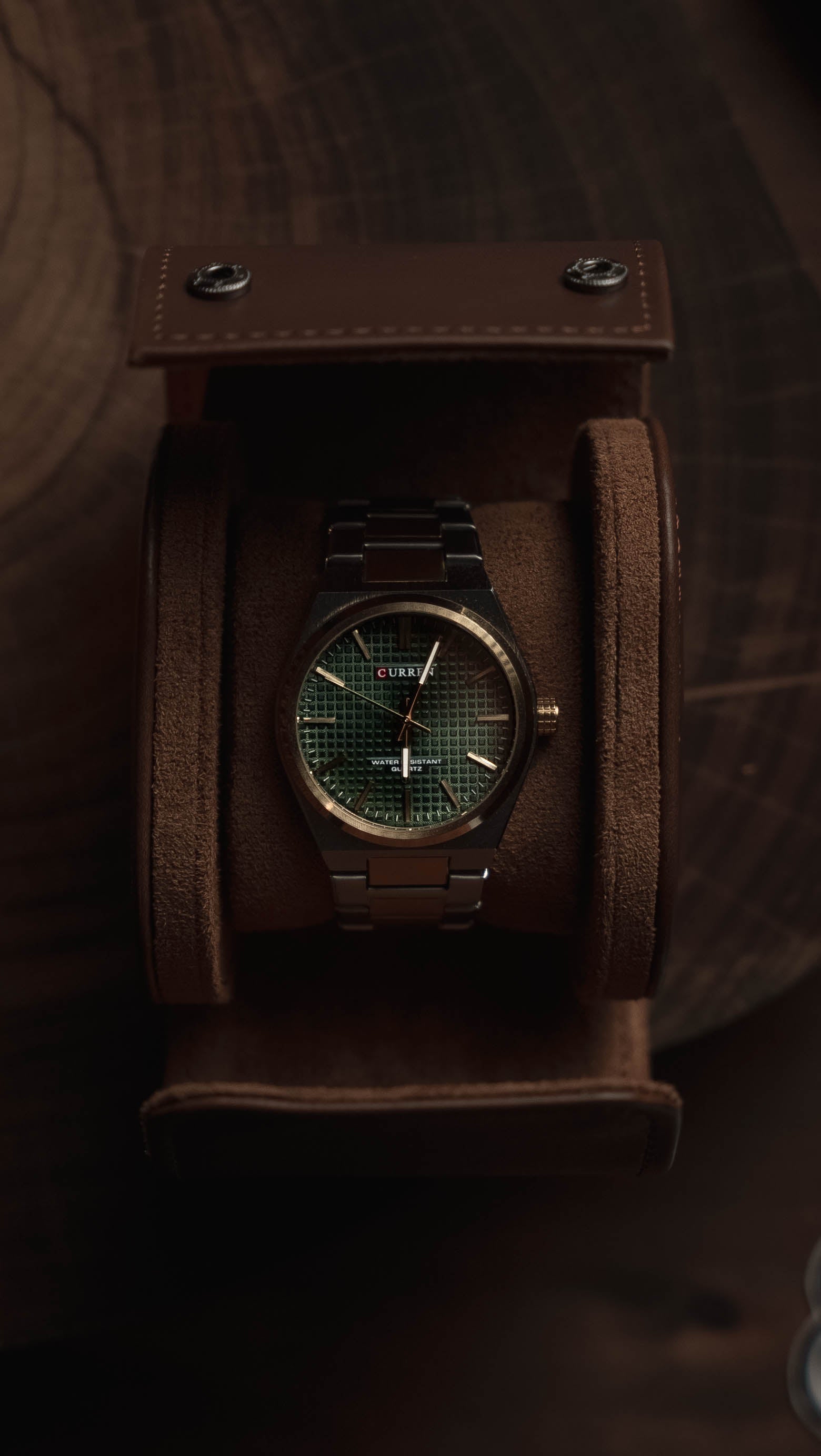 Watch Curren